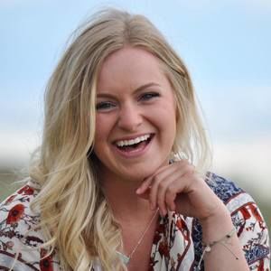 Meet your Posher, Maddie